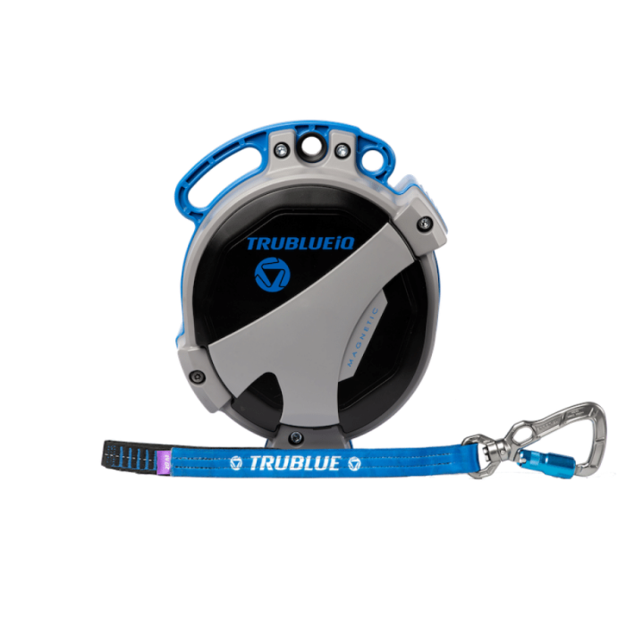 TRUBLUE iQ XL Auto Belay device with Aluminum Triple Action carabiner connector